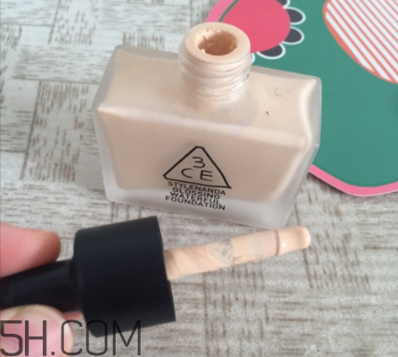 3ce超水潤粉底液好用嗎？3ce粉底液和遮瑕液使用感