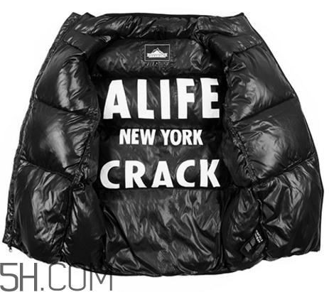 alife與penfield聯(lián)名羽絨服多少錢_在哪買？