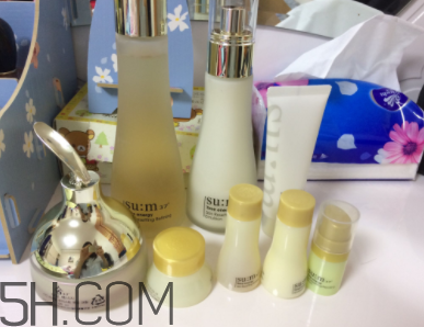 SUM37時光肌底套盒有什么？適合什么膚質(zhì)？