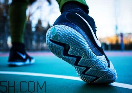 nike kyrie 4實戰(zhàn)效果怎么樣？耐克歐文4代測評