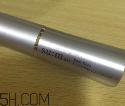sum37悅色口紅沾杯嗎？持妝效果怎么樣？
