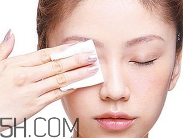 卸妝濕巾什么牌子好？卸妝濕巾的使用方法