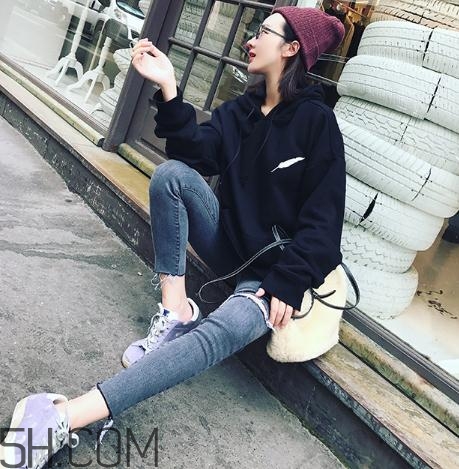 黑色衣服能漂白嗎？黑色衣服能用漂白劑嗎？
