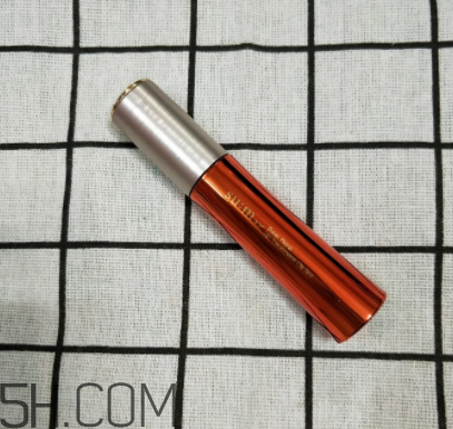 sum37呼吸唇釉是什么香味？香味好聞嗎？