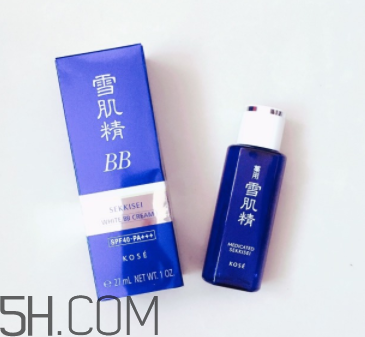 雪肌精化妝水適合干皮嗎？適合痘肌嗎？