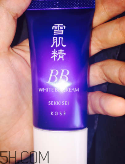 雪肌精美白BB霜含酒精嗎？敏感皮能用嗎？