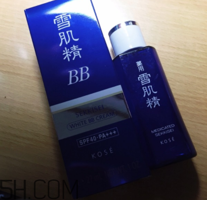 雪肌精美白BB霜含酒精嗎？敏感皮能用嗎？