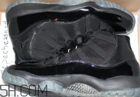 air jordan 11 blackout發(fā)售時間_多少錢？