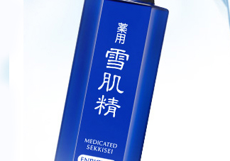 雪肌精化妝水盈潤型適合油皮嗎？適合夏季嗎？