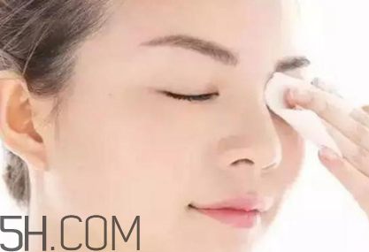 什么時(shí)候適合用卸妝油？洗臉撲可以卸妝么？