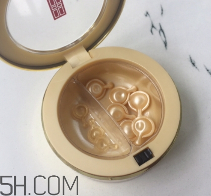 雅頓膠囊和小棕瓶膠囊哪個好？雅頓金膠和小棕瓶對比
