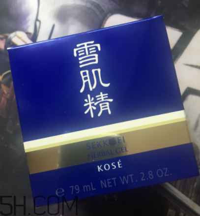 雪肌精菁華凝霜什么成分？有什么功效？