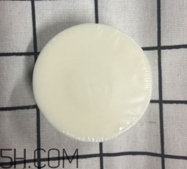 雪肌精泡沫洗顏皂適合干皮嗎？洗后緊繃嗎？
