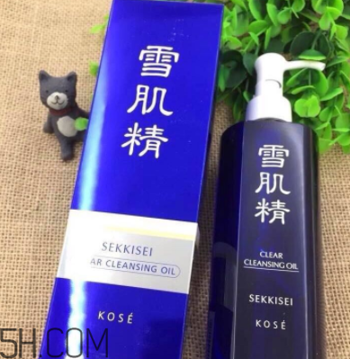 雪肌精卸妝油糊眼睛嗎？雪肌精卸妝油悶痘嗎？