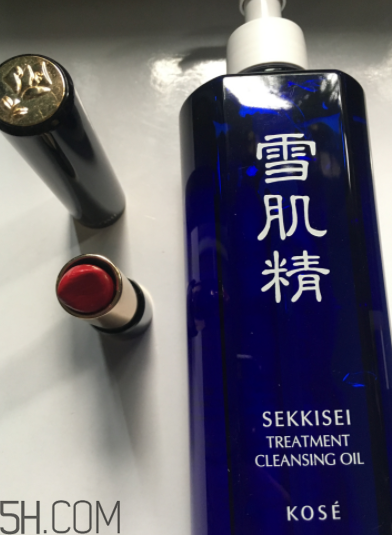 雪肌精卸妝油可以卸眼妝嗎？雪肌精卸妝油乳化快嗎？