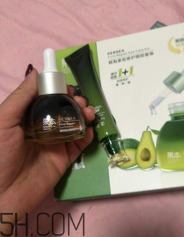 詩婷露雅鱷梨眼部套裝適合什么年紀？什么膚質？