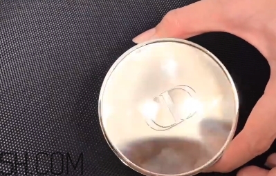 dior2018花蜜氣墊粉底多少錢(qián)？迪奧花蜜氣墊粉底上市時(shí)間
