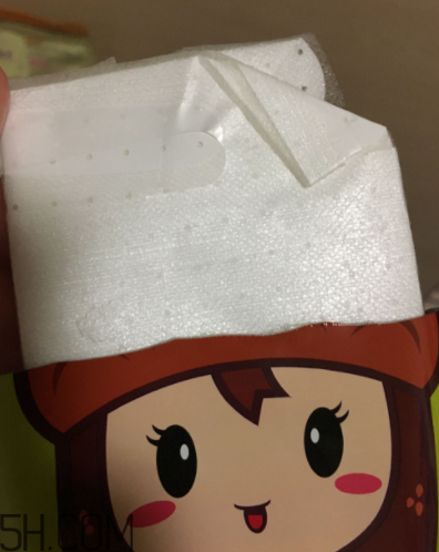 詩婷露雅奇異果面膜薄不??？是蠶絲面膜嗎？