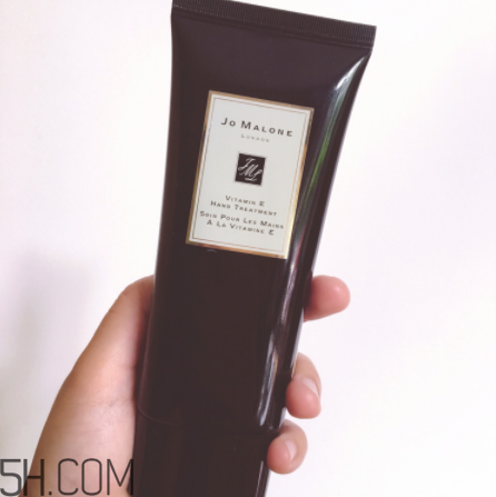 chanel鵝卵石護手霜測評 格調(diào)顏值都在線的護手霜
