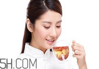 初潮早絕經(jīng)就早嗎？影響月經(jīng)初潮的因素有哪些？