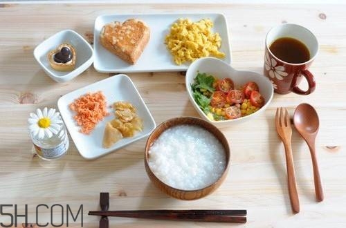 初潮早絕經(jīng)就早嗎？影響月經(jīng)初潮的因素有哪些？
