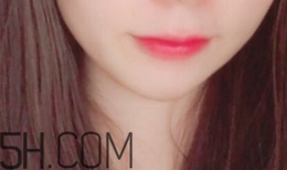 mac和ysl口紅哪個好？mac口紅和圣羅蘭口紅對比