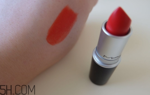 mac和tf口紅哪個(gè)好？mac魅可和tomford口紅對(duì)比