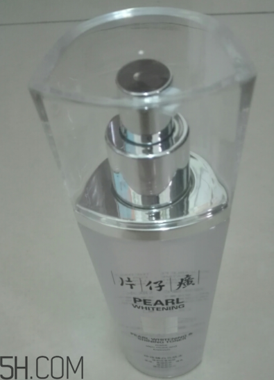 片仔癀珍珠亮膚水適合油皮嗎？適合夏季嗎？