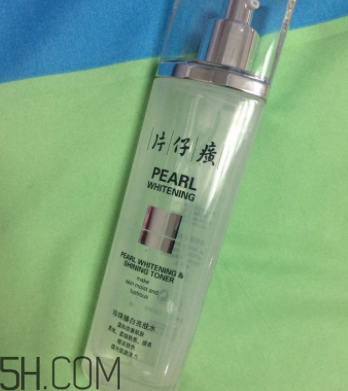 片仔癀珍珠亮膚水適合油皮嗎？適合夏季嗎？