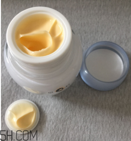 片仔癀珍珠膏(臻潤級)適合油皮嗎？過敏嗎？