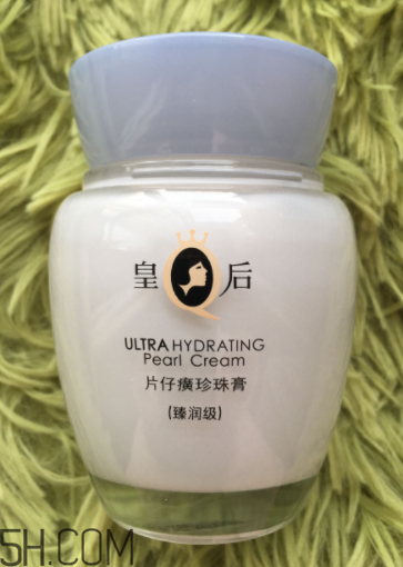 片仔癀珍珠膏夏天能用嗎？會(huì)不會(huì)很油？