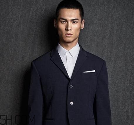 阿瑪尼衣服貴嗎？阿瑪尼衣服多少錢一件？
