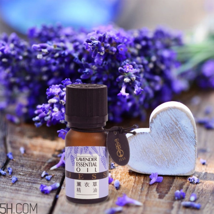 薰衣草精油泡腳的好處？薰衣草精油泡腳的方法？