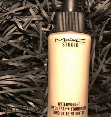 mac魅可和玫珂菲哪個好？mac魅可和make up for eve對比
