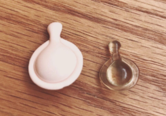 伊麗莎白雅頓眼部精華液油不油？長(zhǎng)脂肪粒嗎？