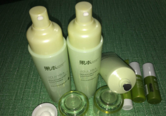 詩婷露雅荷荷巴系列有刺激嗎？適合敏感肌嗎？