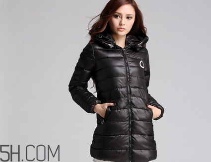 女裝羽絨服怎么挑選？羽絨服的清洗技巧