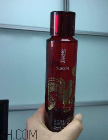 羽西靈芝水油不油？適合油皮嗎？