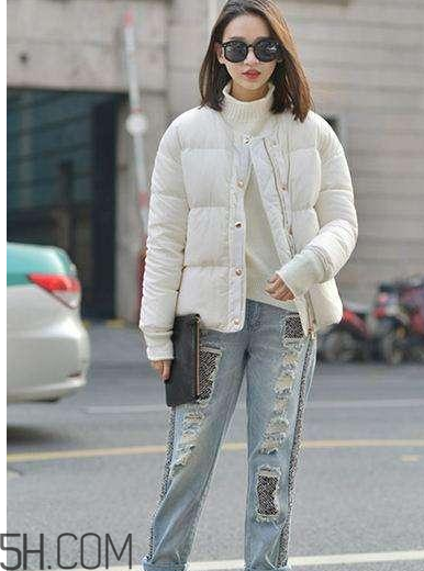 羽絨服搭配什么褲子好看？羽絨服搭配推薦