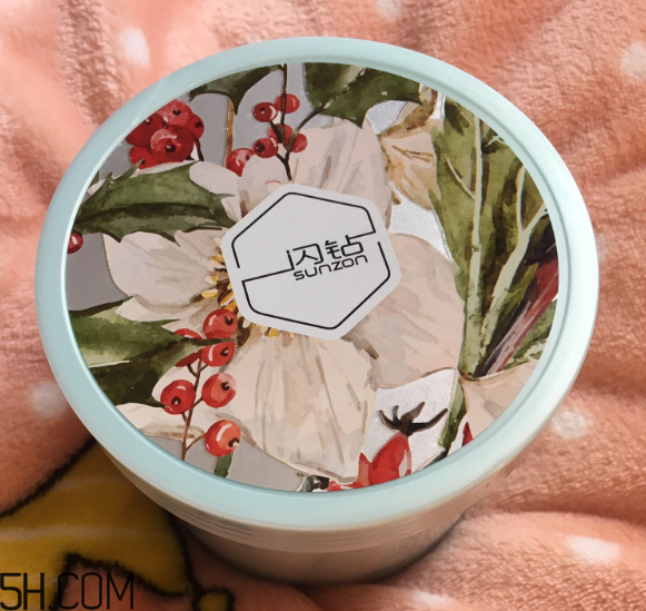 閃鉆植物燙染修復(fù)發(fā)膜好用嗎？閃鉆植物燙染修復(fù)發(fā)膜使用心得