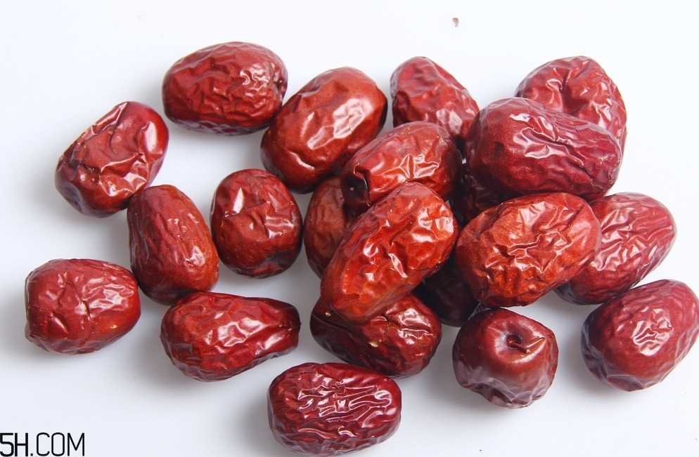 最健康吃紅棗的方法是什么？吃紅棗需要注意些什么？