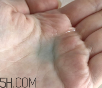 蘭蔻藍(lán)水與粉水、美膚修護(hù)美容液有什么區(qū)別？哪個好用？