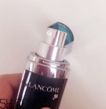 蘭蔻美膚修護(hù)精華乳有刺激嗎？適合敏感肌嗎？