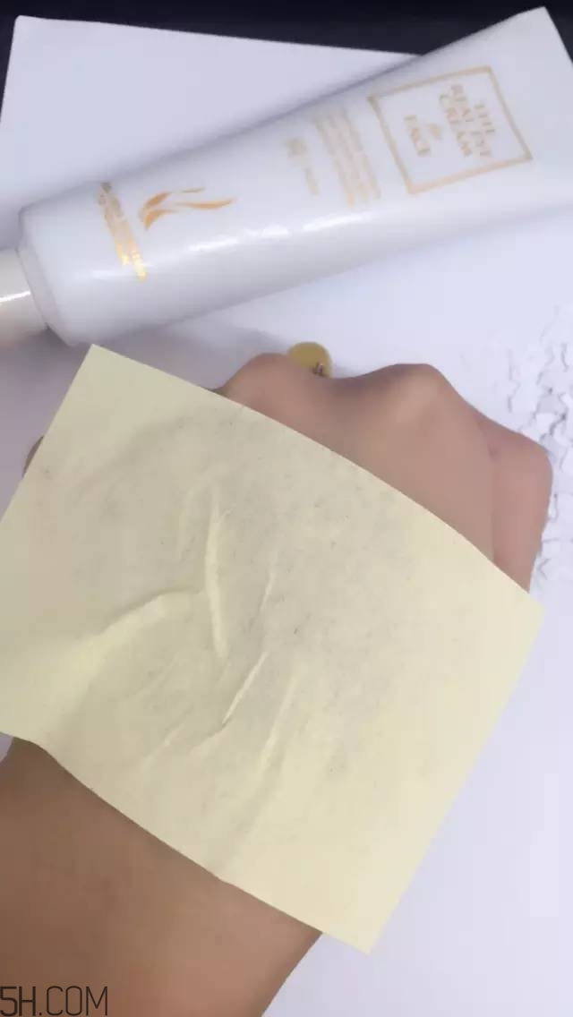 眼霜需要早晚都用嗎？ahc第五代眼霜效果怎么樣？