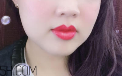 韓熙貞按壓唇膏為什么縮不回？重金屬超標(biāo)？