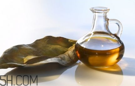 甘油會(huì)爆炸嗎?甘油會(huì)揮發(fā)嗎？