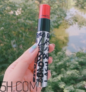 mac睫毛膏多少錢？mac睫毛膏好用嗎？