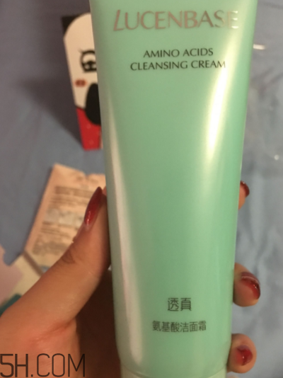 透真氨基酸潔面霜過(guò)敏嗎？透真氨基酸潔面霜適合敏感肌嗎？