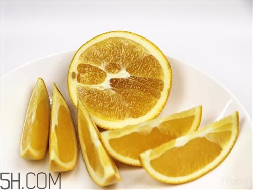 柿子和橙子能一起吃嗎？吃完橙子可以吃柿子嗎？