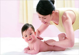 常對嬰幼兒撫觸有哪些作用？寶寶一周歲怎樣安排作息？